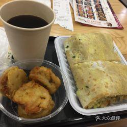 夏尔马吉的小吃